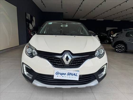 RENAULT CAPTUR 1.6 16V SCE FLEX INTENSE X-TRONIC RENAULT CAPTUR 1.6 16V SCE FLEX INTENSE X-TRONIC
